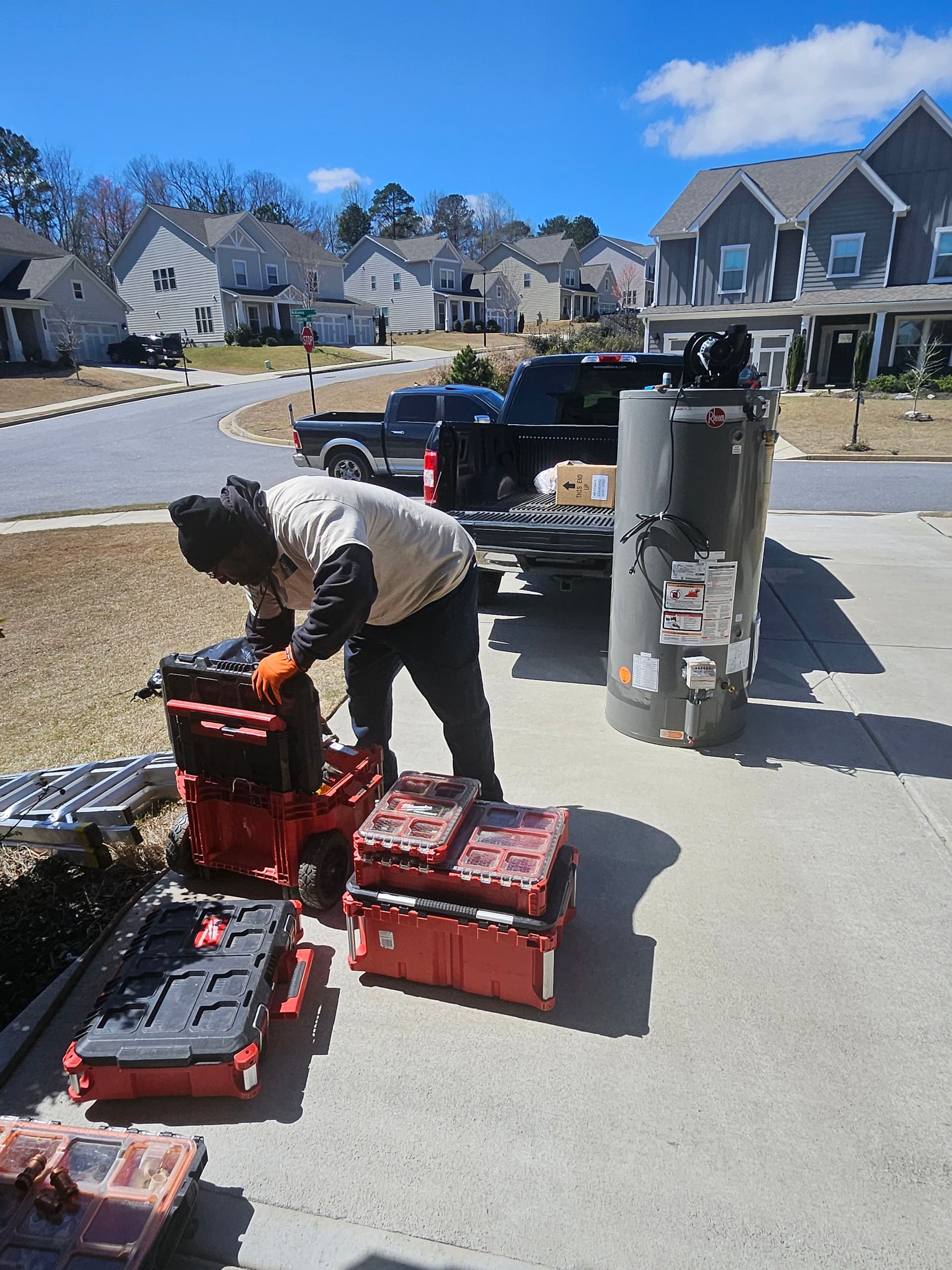 Gallery photos for Weekend Water Heater Installation at Henderson Home Services: Image #2