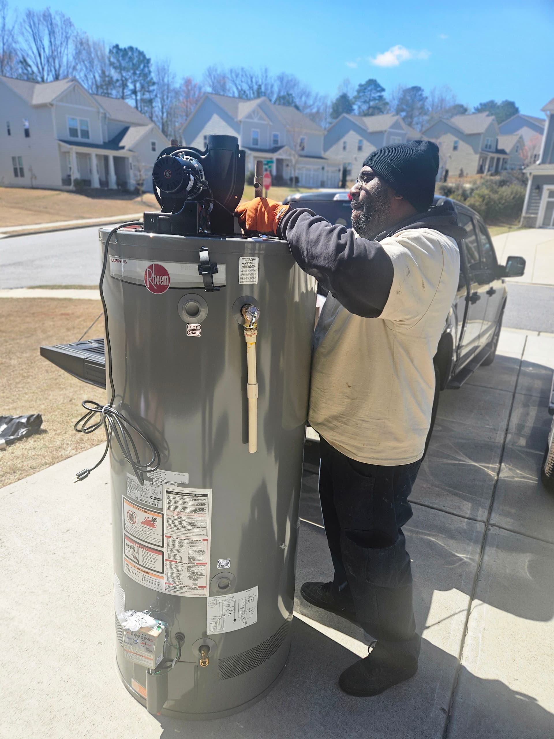 Gallery photos for Weekend Water Heater Installation at Henderson Home Services: Image #1