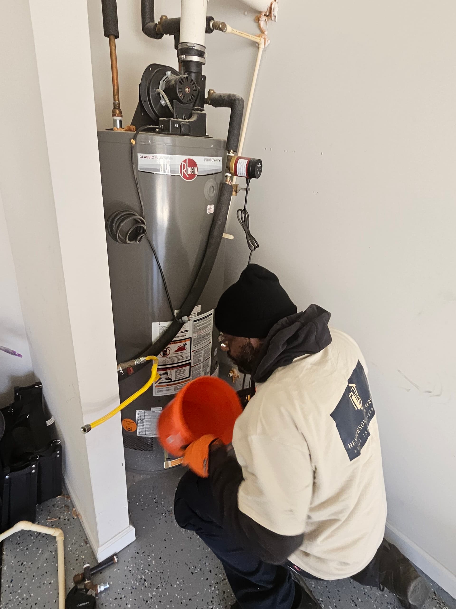 Gallery photos for Weekend Water Heater Installation at Henderson Home Services: Image #3
